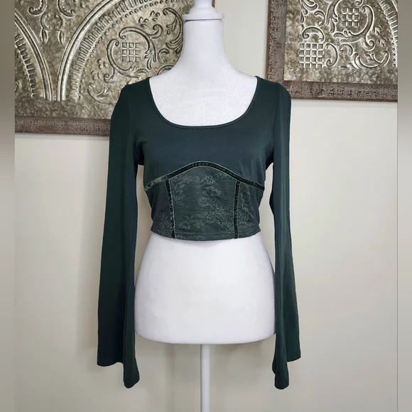 Forest Green Fairycore Bell Sleeve Velvet Trim Cropped Top Medium Whimsigoth - Picture 3 of 12